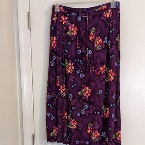 Jacyln Smith Purple Floral Skirt Size Large